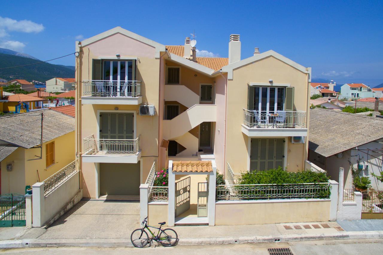 Marina'S Apartments Сами Екстериор снимка