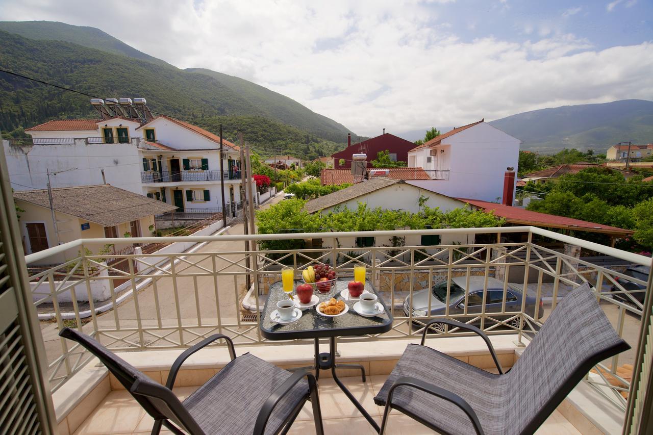 Marina'S Apartments Сами Екстериор снимка